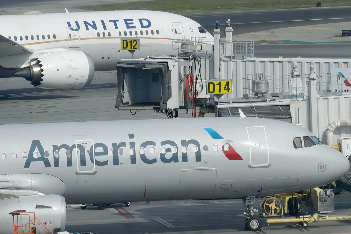 Υπ. Τουρισμού: Με 5 απευθείας πτήσεις στην Αθήνα American Airlines και United Airlines