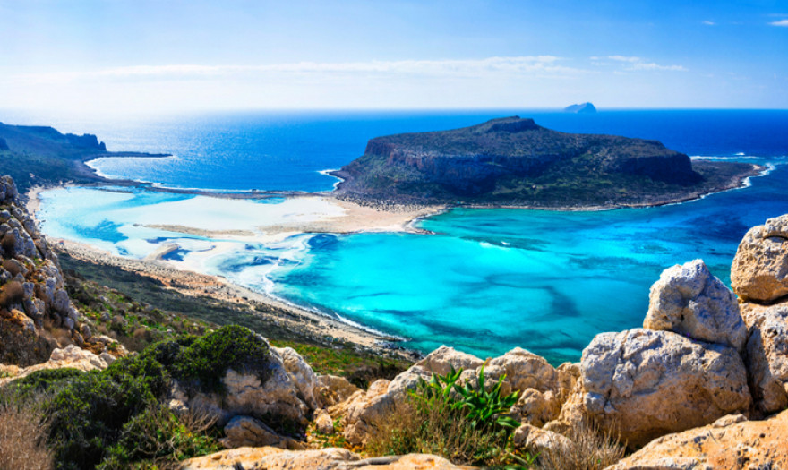 Τα ελληνικά ιδιωτικά νησιά που... ζητούν αγοραστές