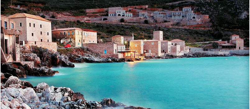Μάνη: Ο κορυφαίος προορισμός για διακοπές στην Πελοπόννησο