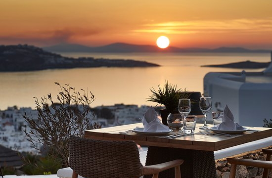Tripadvisor: Αυτά είναι τα 10 καλύτερα ρομαντικά εστιατόρια στην Ελλάδα
